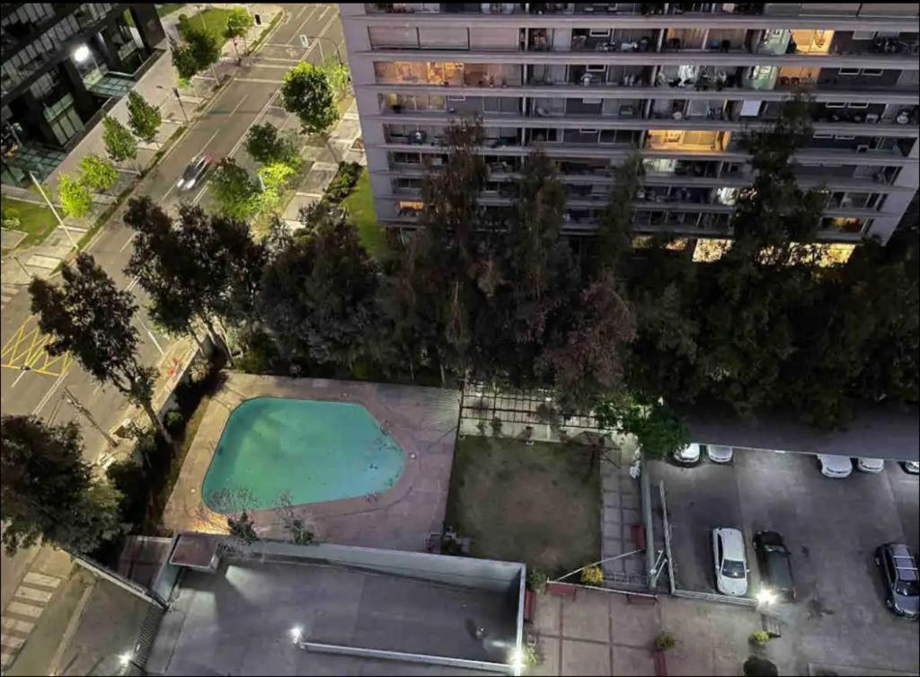 Condes, Depto, Metro Manquehue, 3d,2b